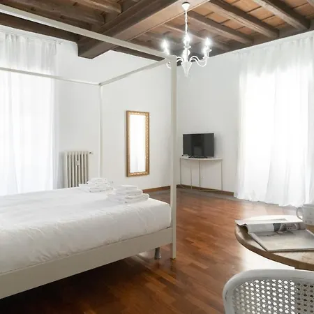 Italianway - Barberini Elegantia Apartments Roma Exterior foto