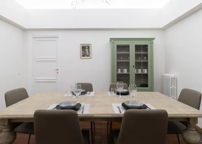 Italianway - Barberini Elegantia Apartments Roma