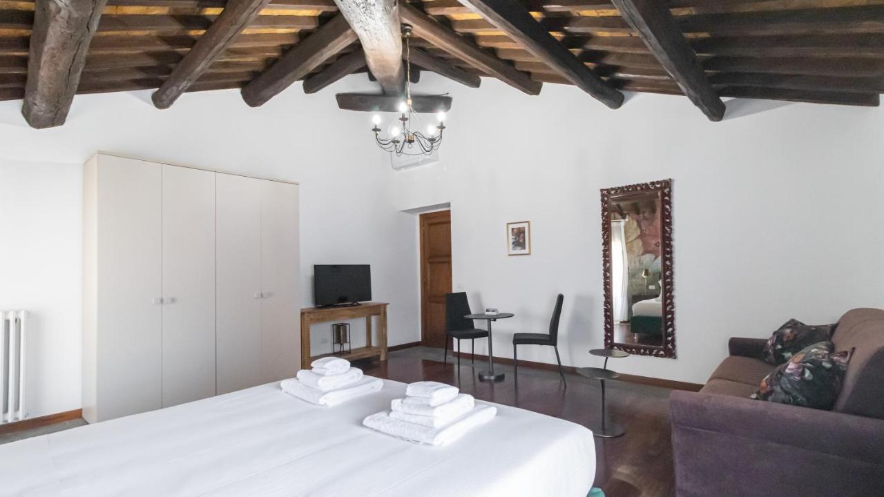 Apartment Italianway - Barberini Elegantia *