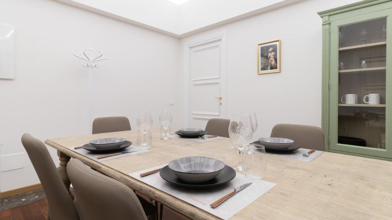 Apartment Italianway - Barberini Elegantia *